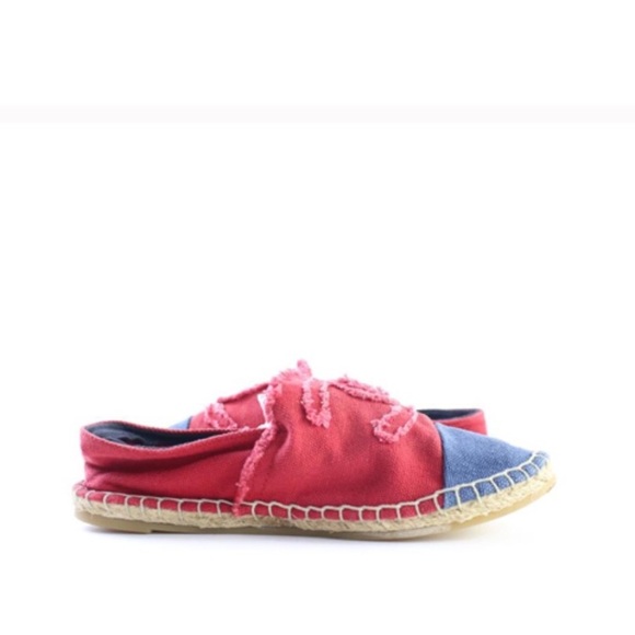 Chanel Espadrilles - Picture 2 of 8